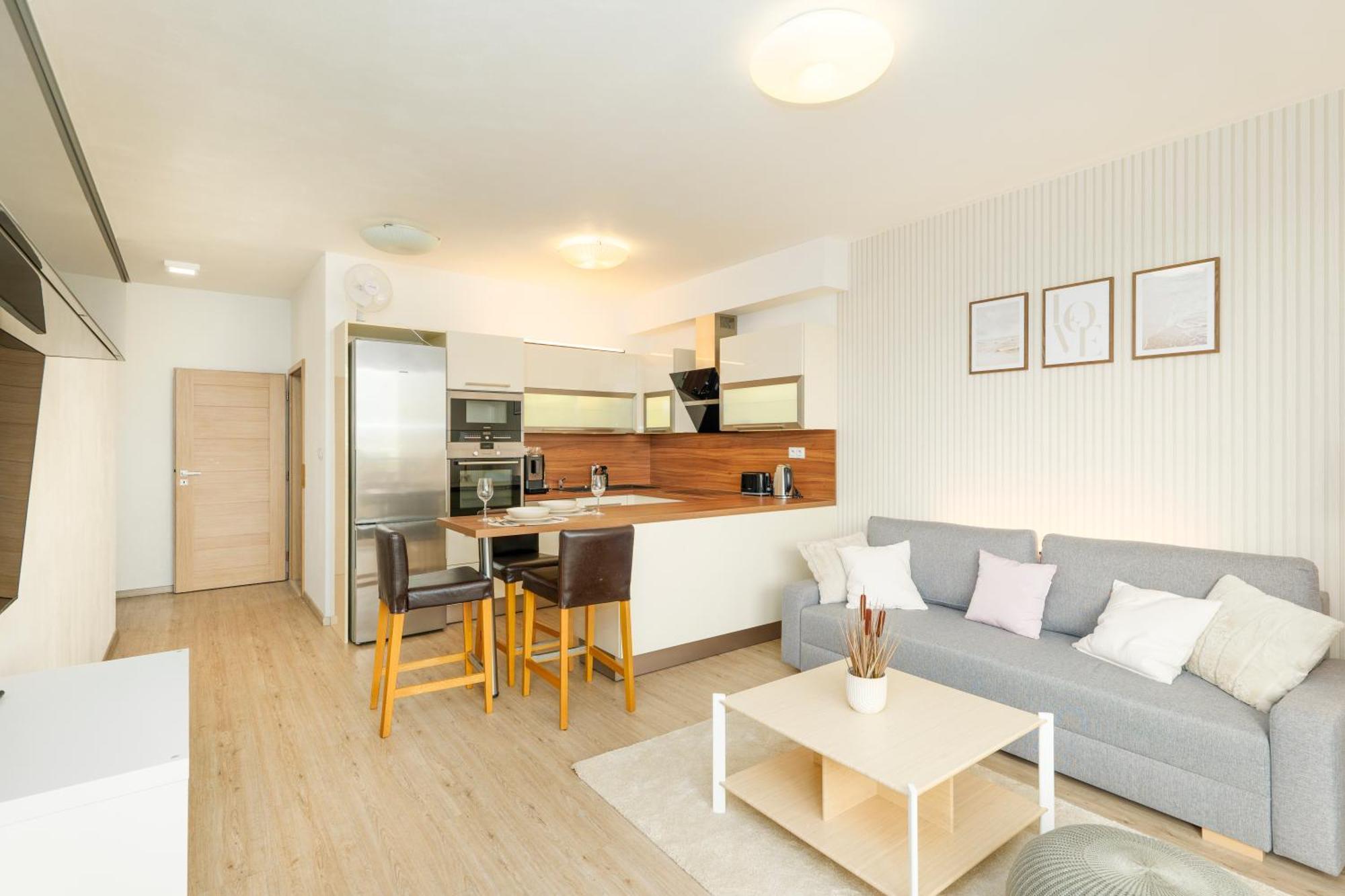 Homeawayhome By The River Ceske Budejovice Exterior photo