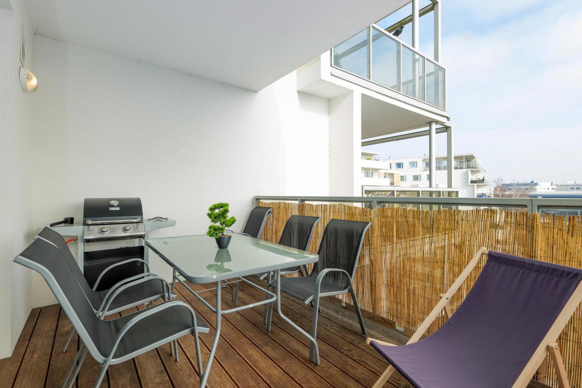 Homeawayhome By The River Ceske Budejovice Exterior photo